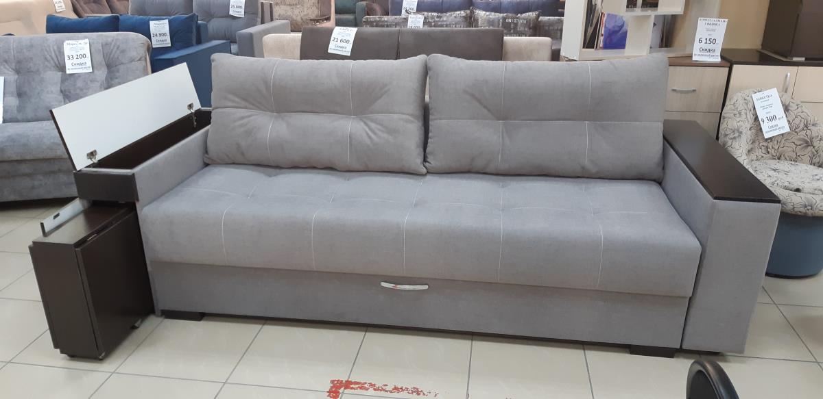 Диван МЭТР со столиком.